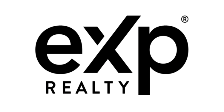 Alex y Nazly NAF Realtors